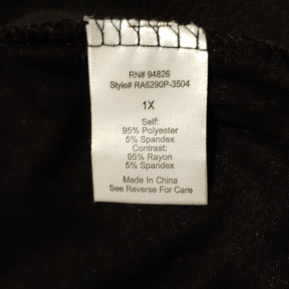 blouse - Picture 6 of 6